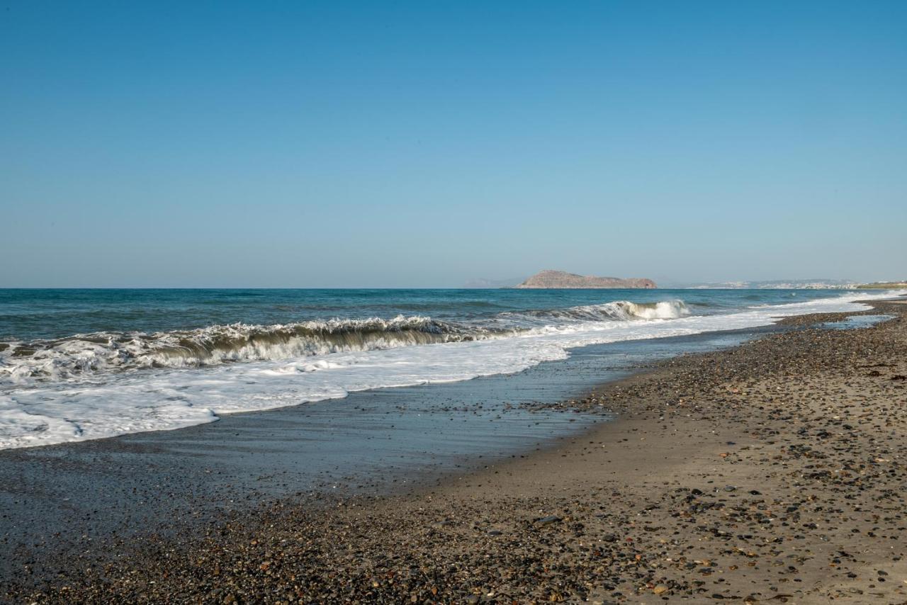 Gt Beach Maleme Exteriér fotografie