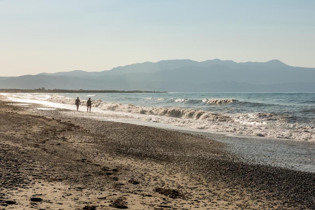 Gt Beach Maleme Exteriér fotografie
